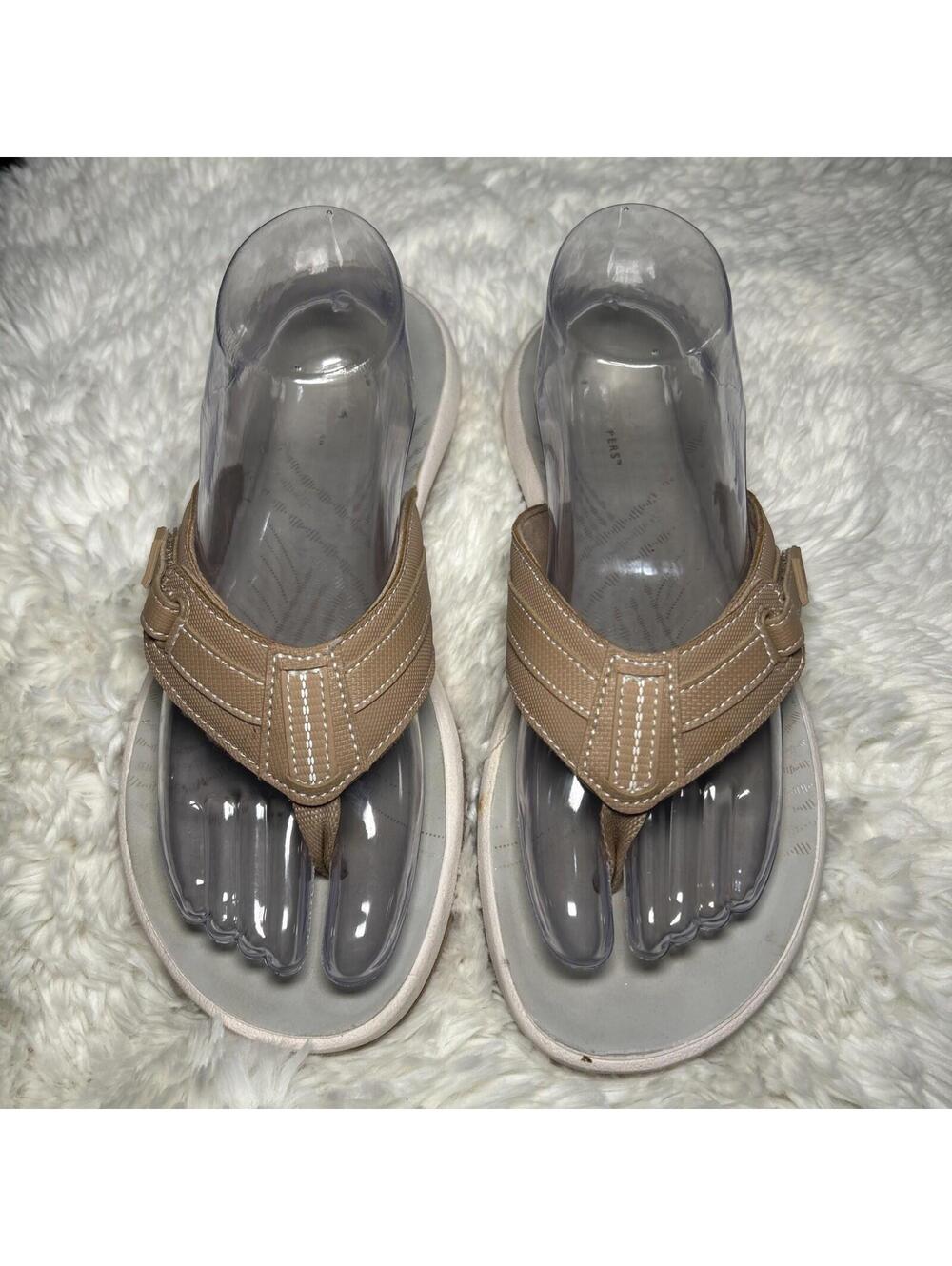 Clarks Cloudsteppers Breeze Sea Flip-Flops Women's Tan Size 9 Strap Adjustable